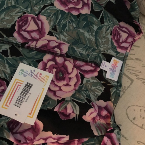 Lularoe top, perfect condition - Picture 2 of 3